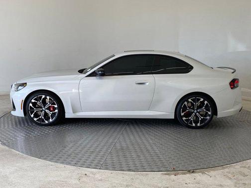 2025 BMW M240 i xDrive