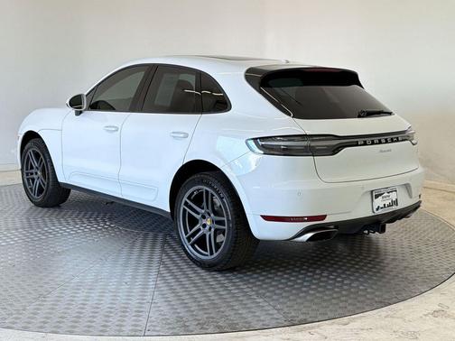 Carrara White Metallic 2020 Porsche Macan Macan