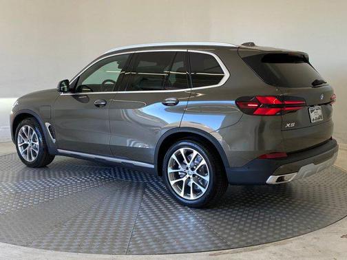 2026 BMW X5 PHEV xDrive50e
