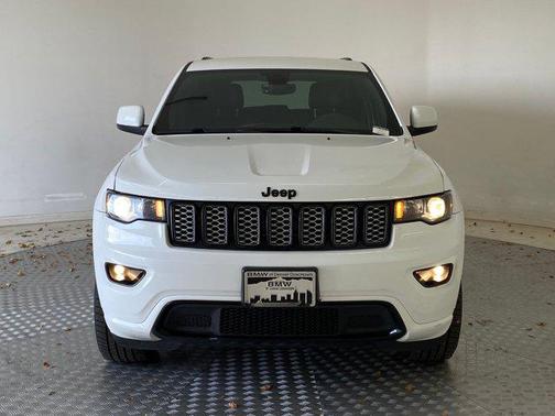 2017 Jeep Grand Cherokee Altitude