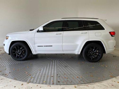 2017 Jeep Grand Cherokee Altitude