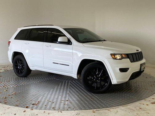 2017 Jeep Grand Cherokee Altitude