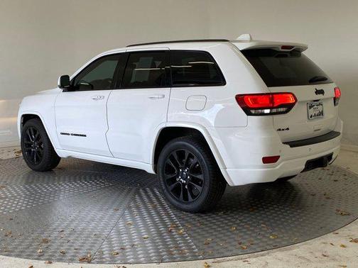 2017 Jeep Grand Cherokee Altitude