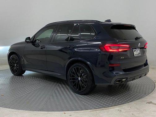 2023 BMW X5 M50i
