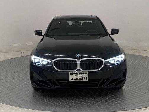 2025 BMW 330 i xDrive