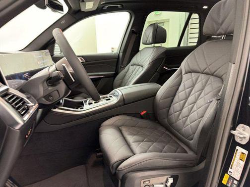 Carbon Black Metallic 2026 BMW X5 PHEV xDrive50e