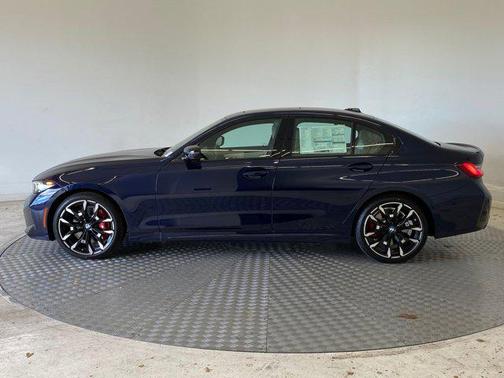 2026 BMW 330 i xDrive