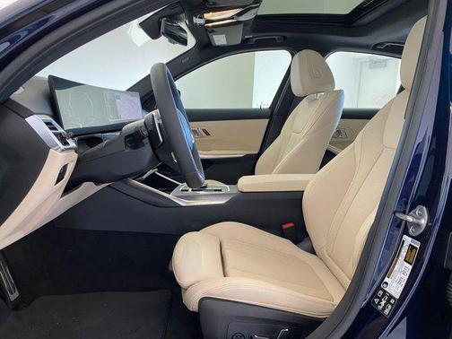 2026 BMW 330 i xDrive