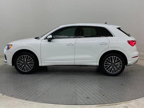 2021 Audi Q3 40 Premium