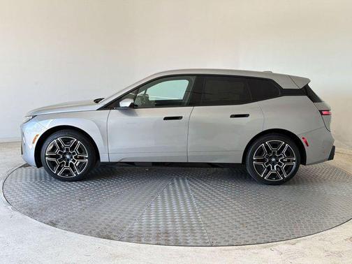 Space Silver Metallic 2026 BMW iX xDrive45