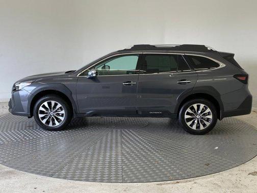 2025 Subaru Outback Touring