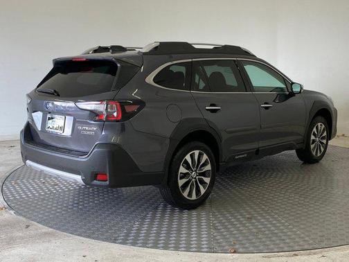 2025 Subaru Outback Touring