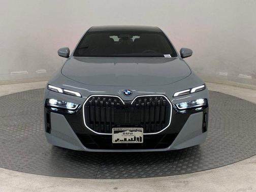 2025 BMW i7 xDrive60