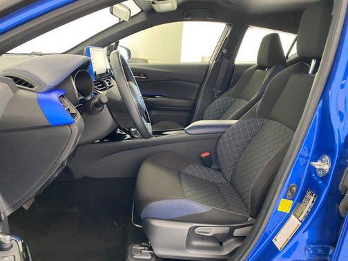 2020 Toyota C-HR XLE