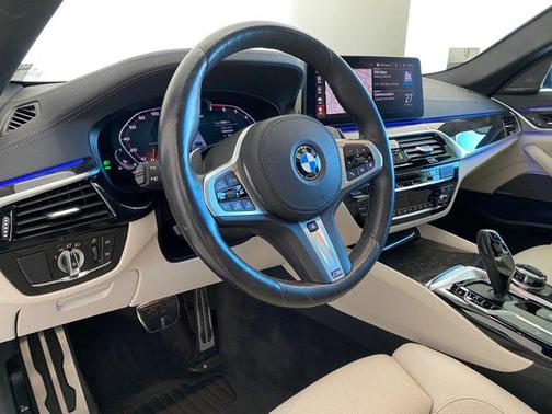 2022 BMW M550 i Xdrive