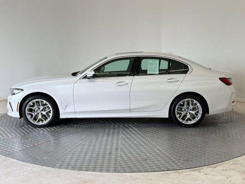 Mineral White Metallic 2025 BMW 330 xDrive