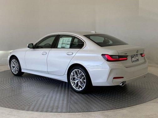 Mineral White Metallic 2025 BMW 330 xDrive