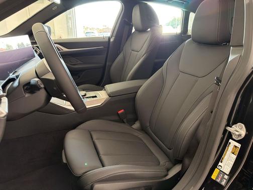 Black Sapphire Metallic 2026 BMW i4 Gran Coupe xDrive40