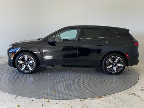 2026 BMW iX xDrive60