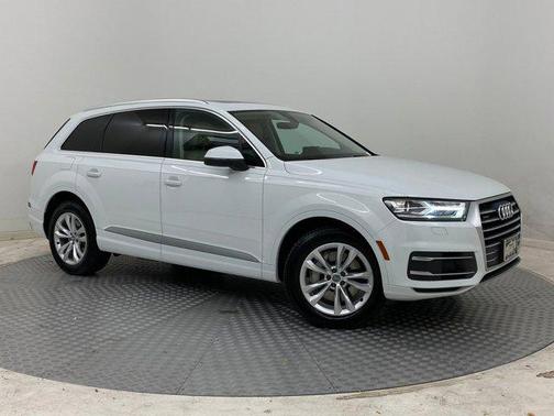 2019 Audi Q7 45 Premium