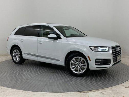 2019 Audi Q7 45 Premium