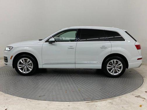 2019 Audi Q7 45 Premium