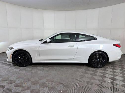 Mineral White Metallic 2026 BMW 430 i xDrive