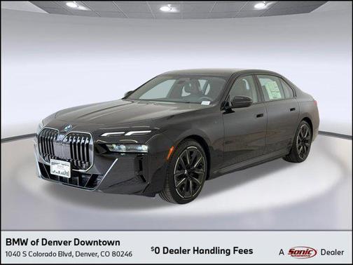 Black Sapphire Metallic 2026 BMW i7 xDrive60