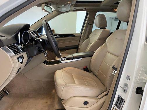 2015 Mercedes-Benz M-Class 4MATIC