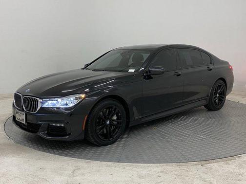 2018 BMW 750 i xDrive