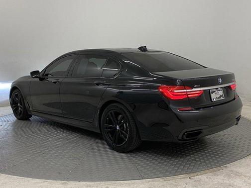 2018 BMW 750 i xDrive