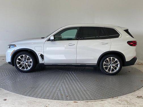2026 BMW X5 PHEV xDrive50e
