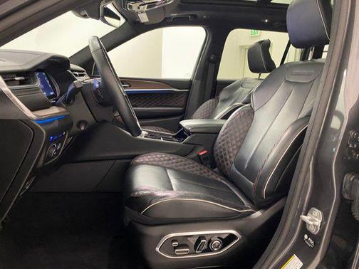 2022 Jeep Grand Cherokee 4xe Summit
