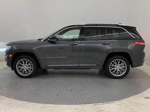 2022 Jeep Grand Cherokee 4xe Summit