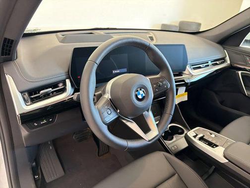 Mineral White Metallic 2026 BMW X1 xDrive28i