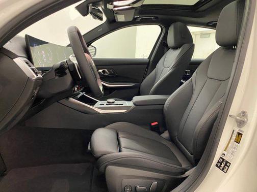 2025 BMW 330 i xDrive