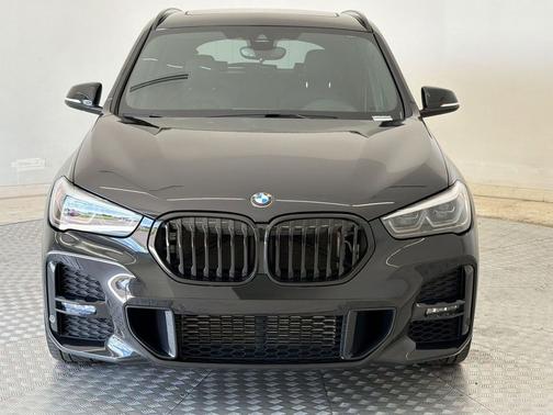 Black Sapphire Metallic 2022 BMW X1 xDrive28i