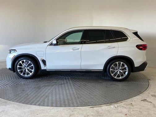 2026 BMW X5 PHEV xDrive50e