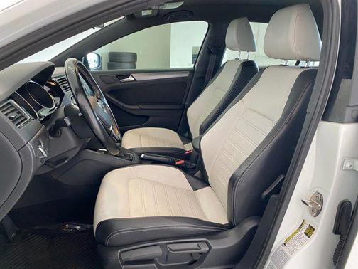 2016 Volkswagen Jetta 1.8T Sport