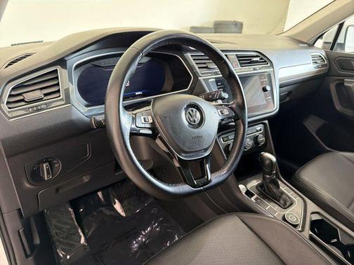 2019 Volkswagen Tiguan 2.0T SEL