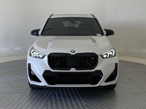 2025 BMW X1 M35i