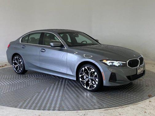 2025 BMW 330 i xDrive