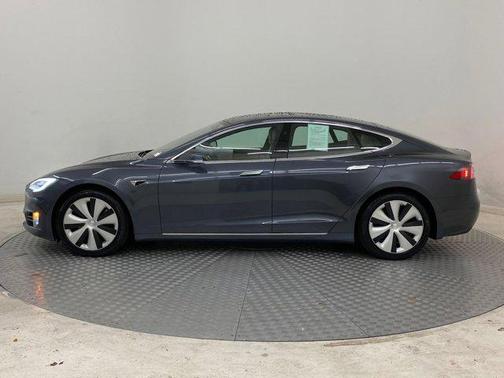 2021 Tesla Model S Long Range