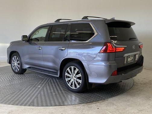 2016 Lexus LX 570 Base