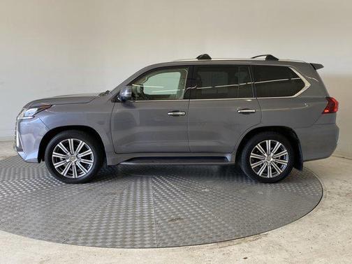 2016 Lexus LX 570 Base
