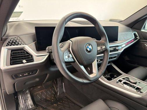 Alpine White 2024 BMW X5 xDrive40i