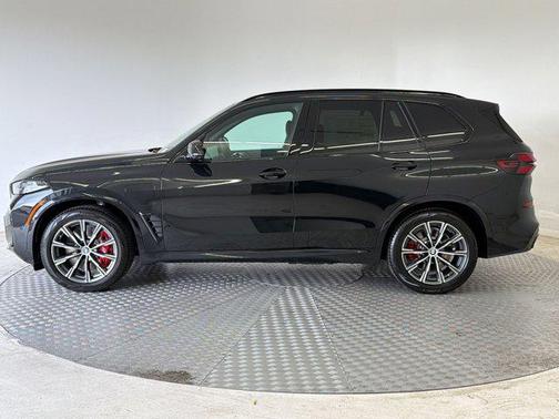 Black Sapphire Metallic 2026 BMW X5 PHEV xDrive50e
