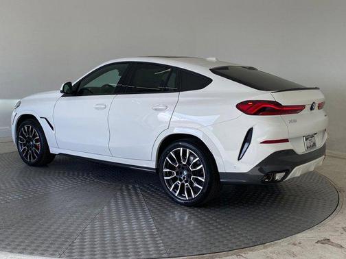 2026 BMW X6 xDrive40i