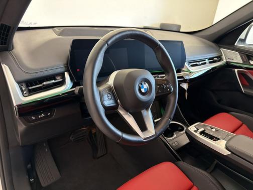 White 2025 BMW X1 xDrive28i