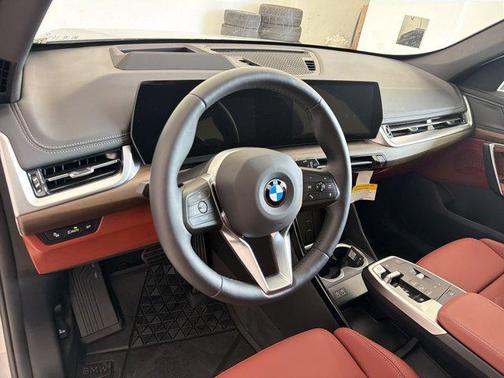 Space Silver Metallic 2026 BMW X1 xDrive28i